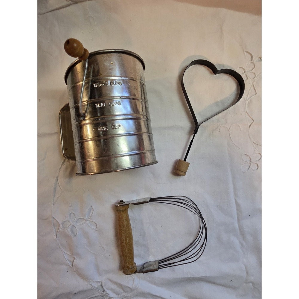 Vintage Kitchen Accessories - Lot Of 3
